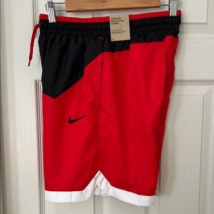 Nike Basketball Shorts - NWT - size S